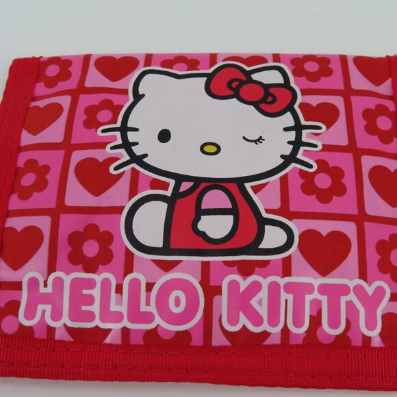 Sanrio Hello Kitty 2005 Pink Red Heart Daisy Flower Print Bifold Wallet Y2K VTG - Picture 2 of 7